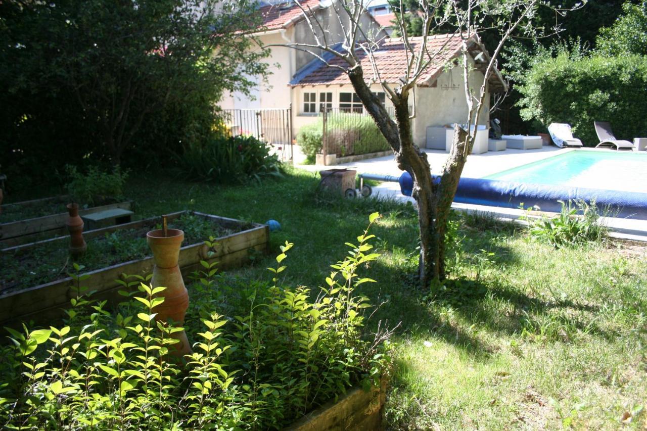 Le Mas Des Dames Appartement Avignon Exteriör bild